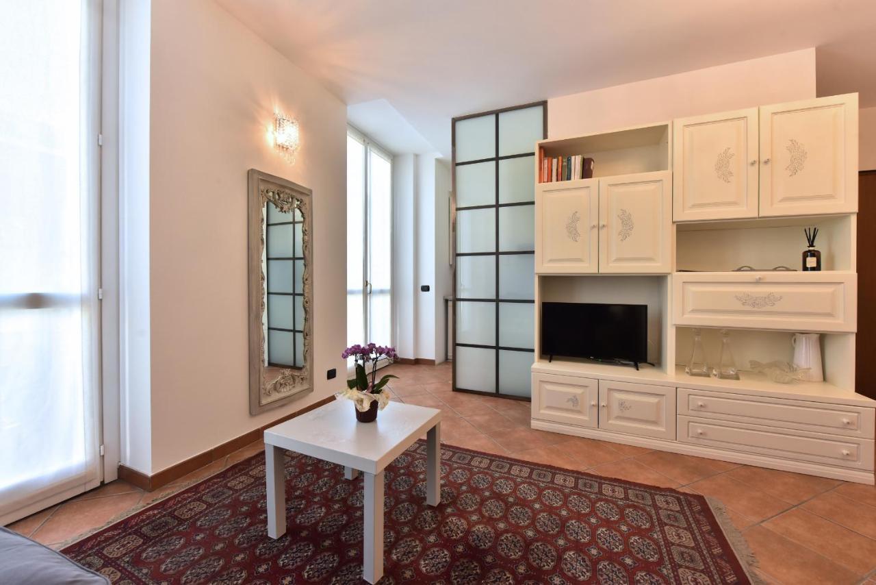 Pontaccio22 Apartment- Brera Centro Storico Милан Экстерьер фото